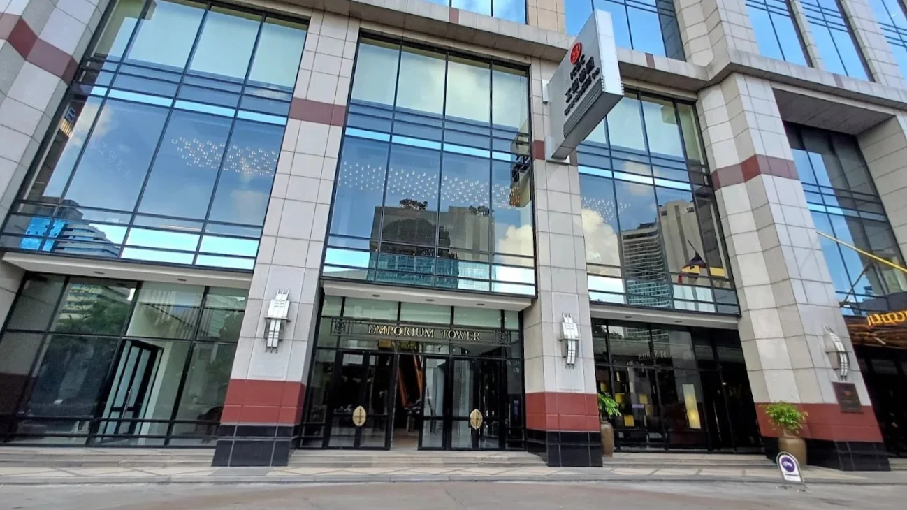 Emporium Tower building entrance and sidewalk